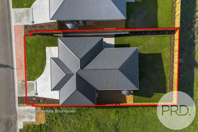 Photo - 6 Fishburn Way, Sorell TAS 7172 - Image 2