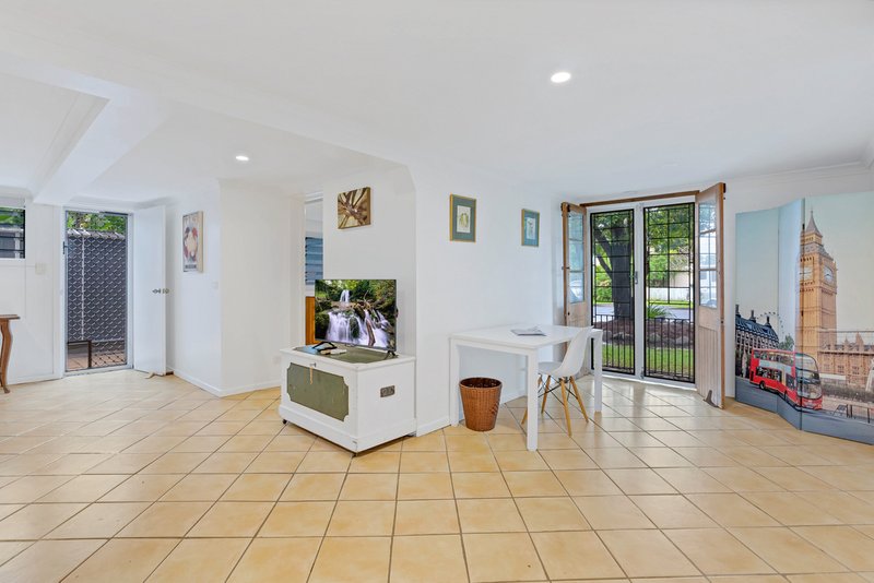 Photo - 6 Fleming Street, Edge Hill QLD 4870 - Image 7