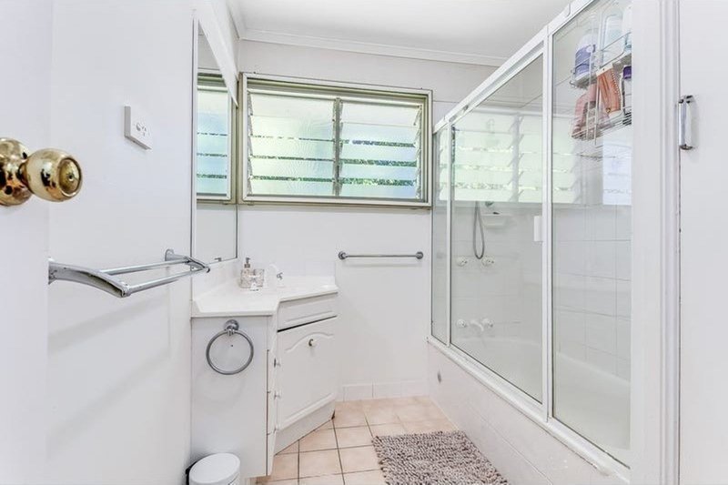 Photo - 6 Florence Street, Kippa-Ring QLD 4021 - Image 11