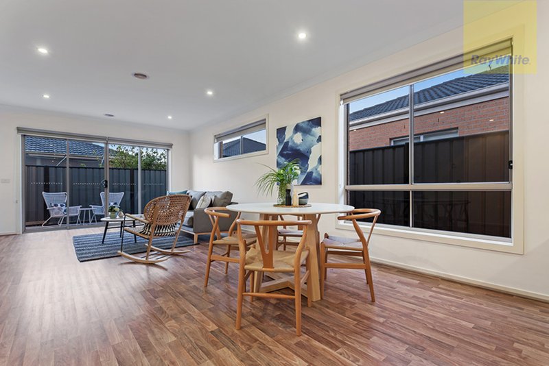 Photo - 6 Folger Road, Craigieburn VIC 3064 - Image 4