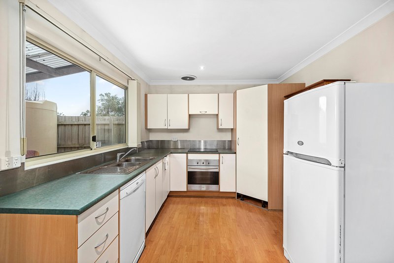 Photo - 6 Fordham Road, Reservoir VIC 3073 - Image 5