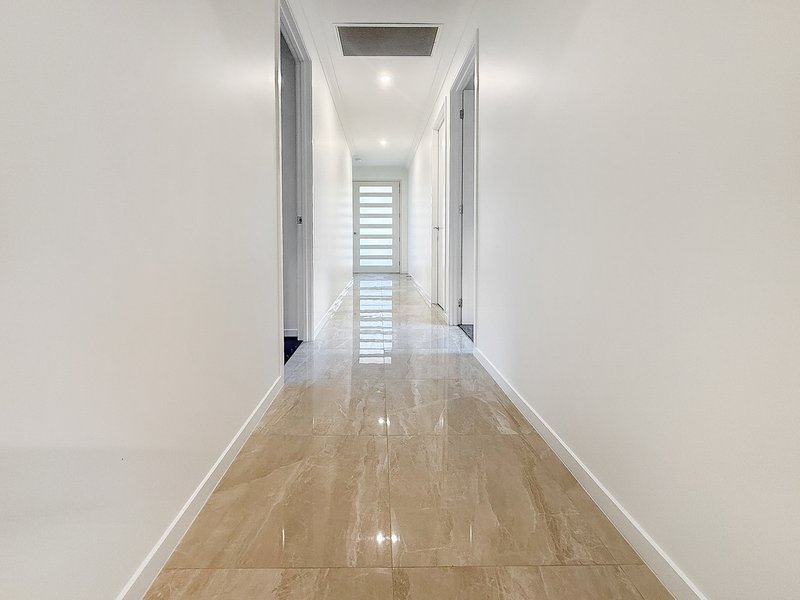 Photo - 6 Forestoak Street, Narangba QLD 4504 - Image 2