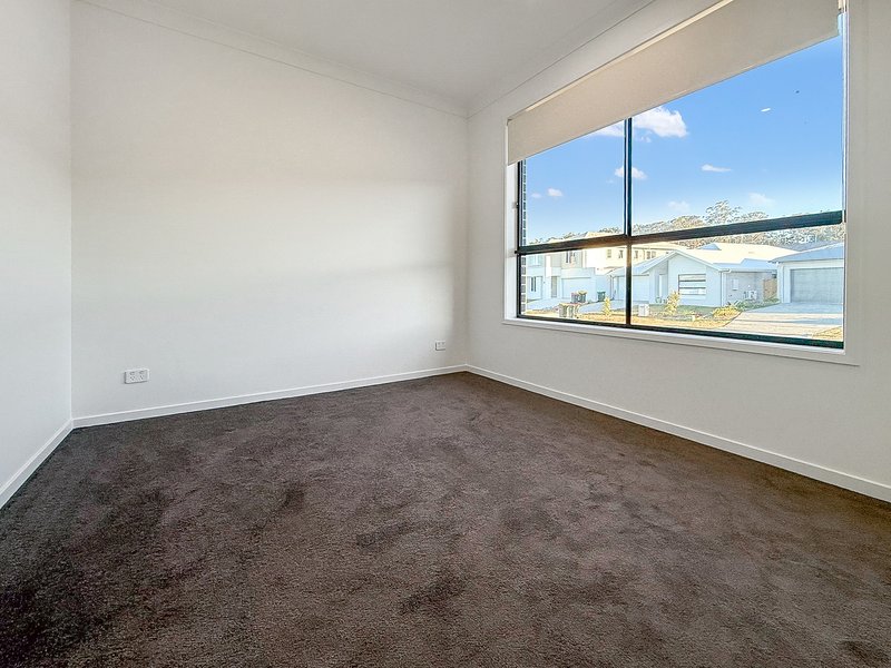 Photo - 6 Forestoak Street, Narangba QLD 4504 - Image 9