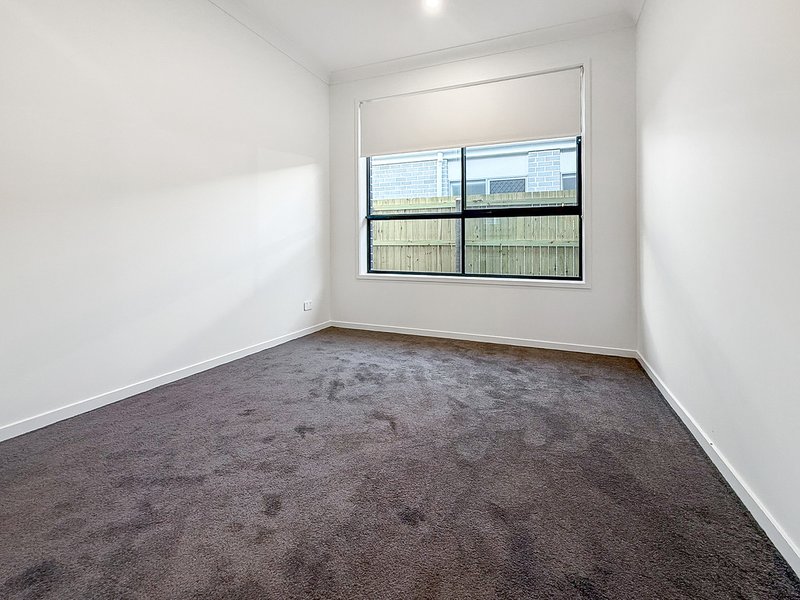 Photo - 6 Forestoak Street, Narangba QLD 4504 - Image 14