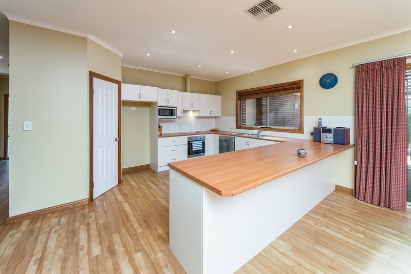 Photo - 6 Formby Street, Strathalbyn SA 5255 - Image 3