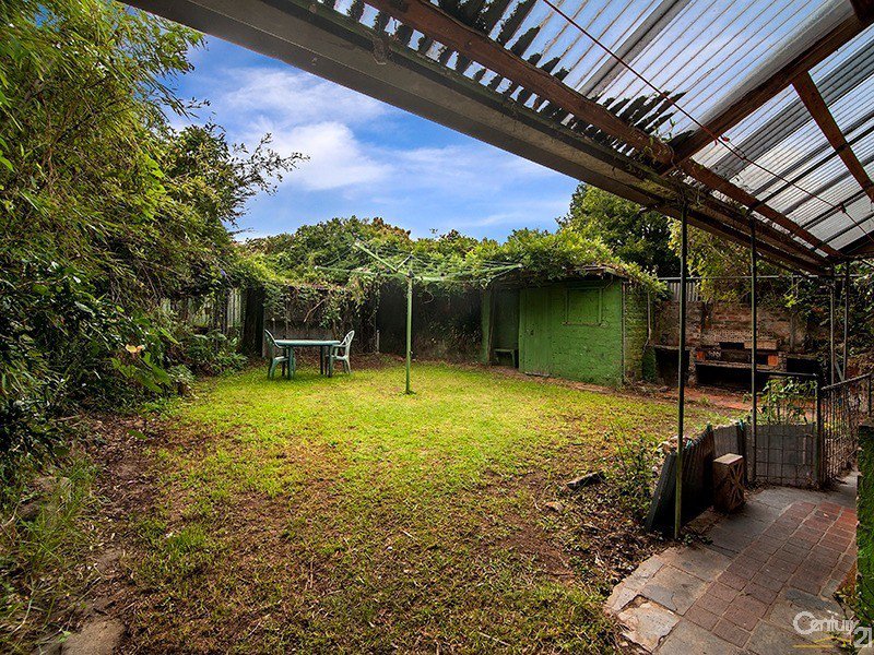 Photo - 6 Forrest Road, East Hills NSW 2213 - Image 7