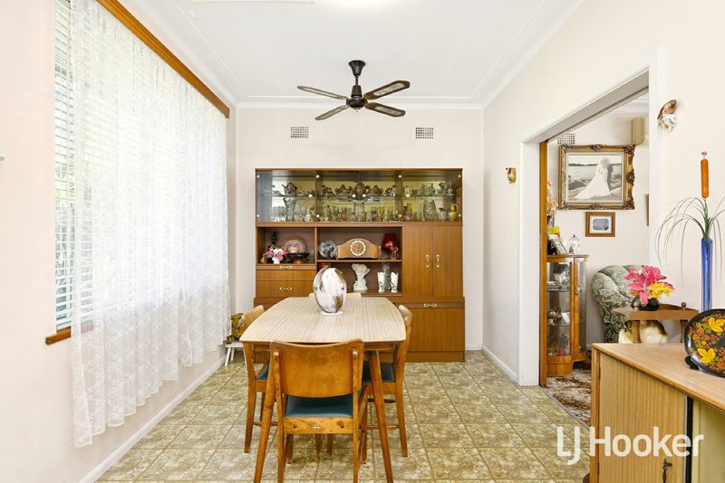 Photo - 6 Forshaw Avenue, Chester Hill NSW 2162 - Image 4