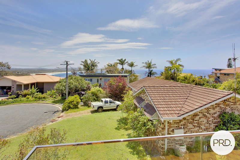 Photo - 6 Fourth Avenue, Bonny Hills NSW 2445 - Image 2