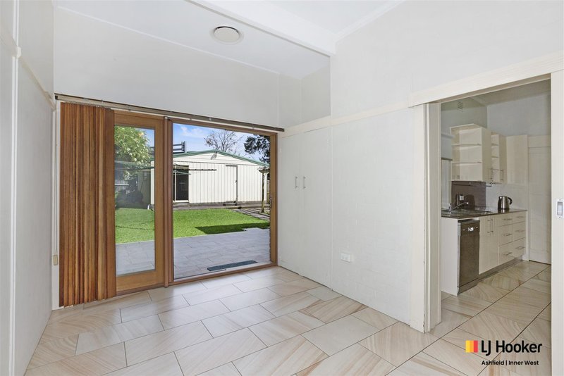 Photo - 6 Franklyn Street, Concord NSW 2137 - Image 3