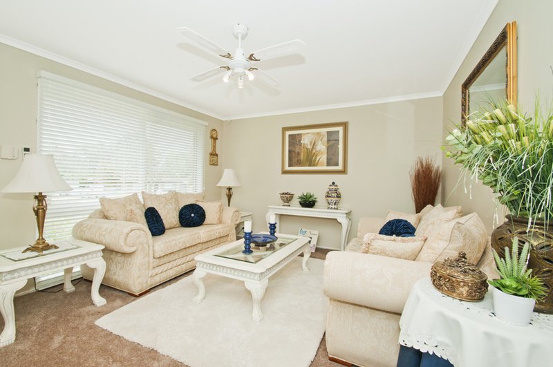 Photo - 6 Fraser Crescent, Albion Park NSW 2527 - Image 2