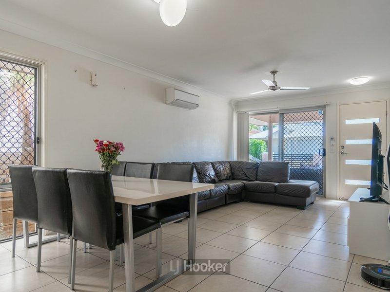 Photo - 6 Freesia Close, Springfield Lakes QLD 4300 - Image 5