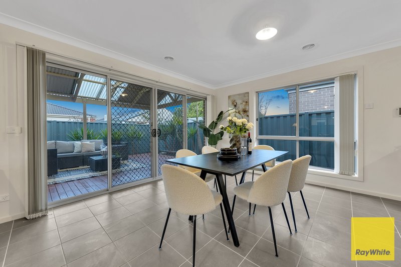 Photo - 6 Fresh View Drive, Tarneit VIC 3029 - Image 9
