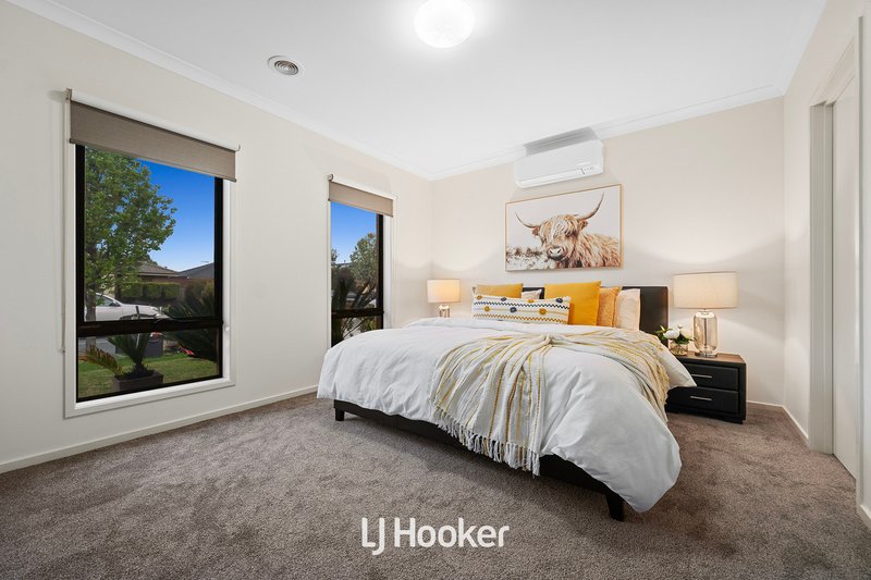 Photo - 6 Freshfields Drive, Cranbourne North VIC 3977 - Image 18