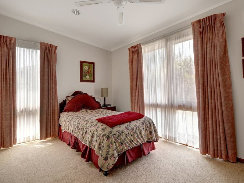 Photo - 6 Fullarton Drive, Paynesville VIC 3880 - Image 13