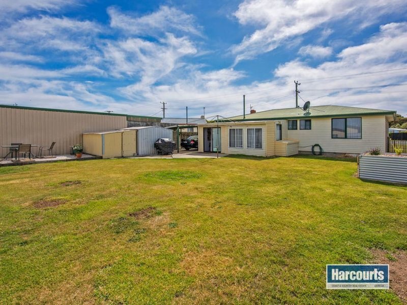 Photo - 6 Gaffney Street, Ulverstone TAS 7315 - Image 8