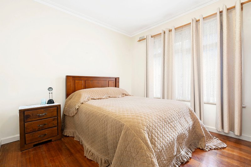 Photo - 6 Gainsborough Road, Mentone VIC 3194 - Image 9