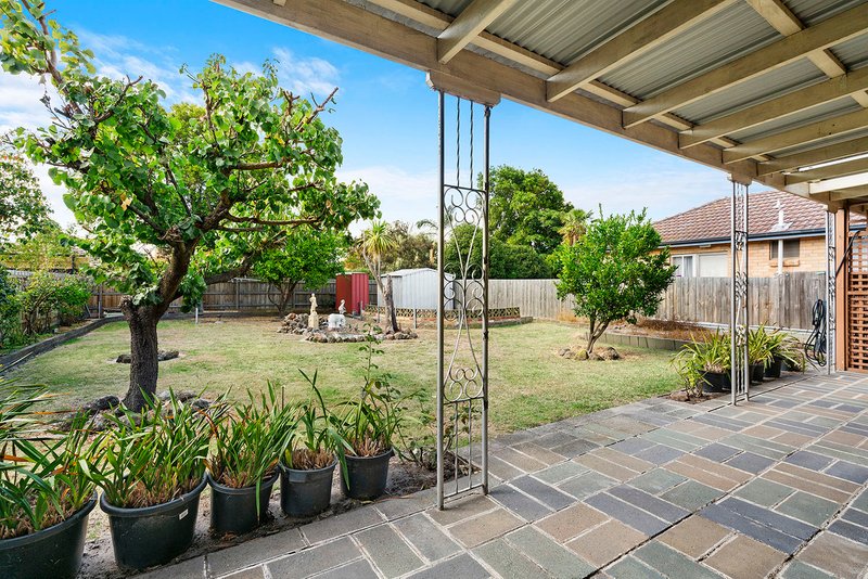 Photo - 6 Gainsborough Road, Mentone VIC 3194 - Image 12