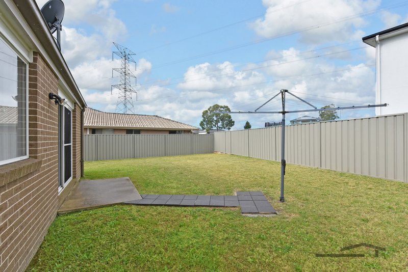 Photo - 6 Galea Close, Cameron Park NSW 2285 - Image 2