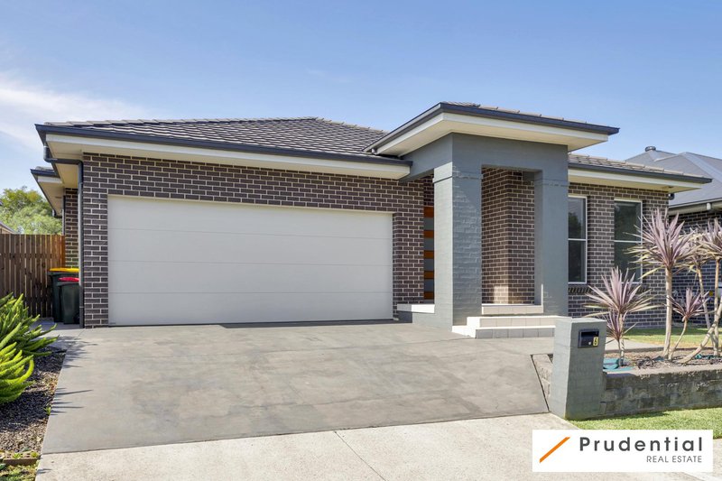 Photo - 6 Gall Place, Oran Park NSW 2570 - Image 1