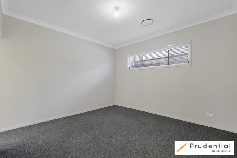Photo - 6 Gall Place, Oran Park NSW 2570 - Image 4