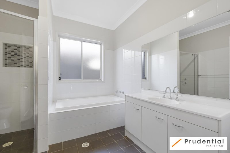 Photo - 6 Gall Place, Oran Park NSW 2570 - Image 7