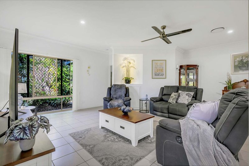 Photo - 6 Gallery Court, Kawungan QLD 4655 - Image 6