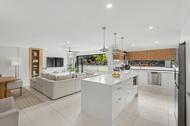 Photo - 6 Garawarra Crescent, Upper Coomera QLD 4209 - Image 1