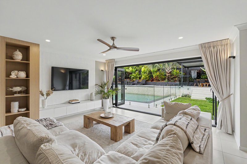 Photo - 6 Garawarra Crescent, Upper Coomera QLD 4209 - Image 3