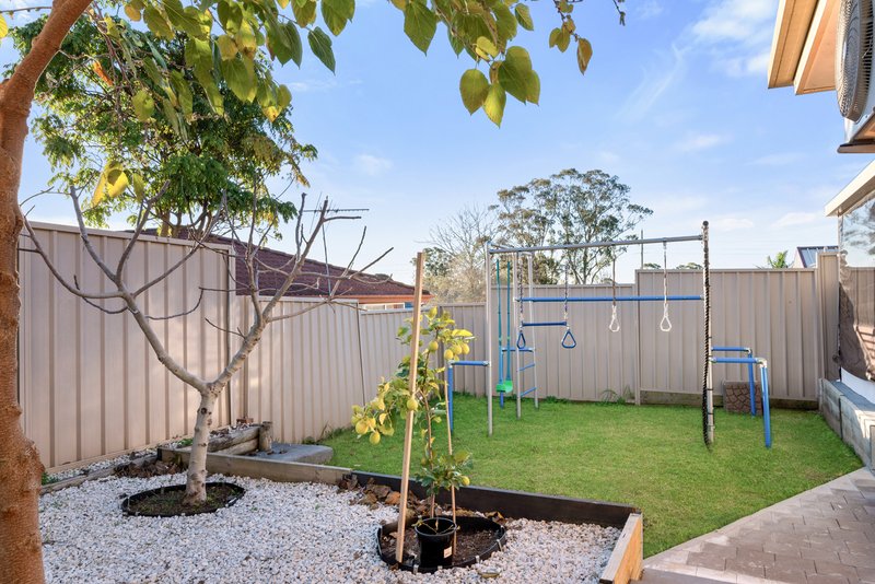 Photo - 6 Gardenia Place, Macquarie Fields NSW 2564 - Image 12