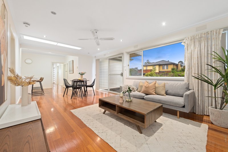 Photo - 6 Gardenia Road, Balwyn North VIC 3104 - Image 4