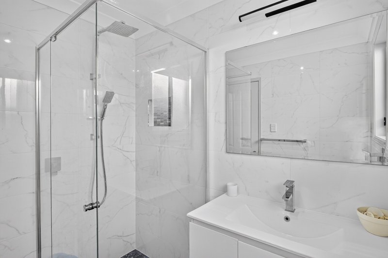 Photo - 6 Gardiner Street, Minto NSW 2566 - Image 12