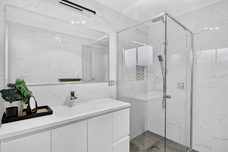 Photo - 6 Gardiner Street, Minto NSW 2566 - Image 14
