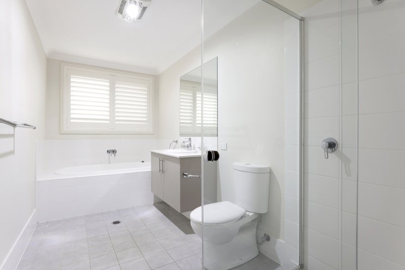 Photo - 6 Garrison Road, Jordan Springs NSW 2747 - Image 9