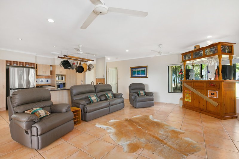 Photo - 6 Gavin Street, Smithfield QLD 4878 - Image 2