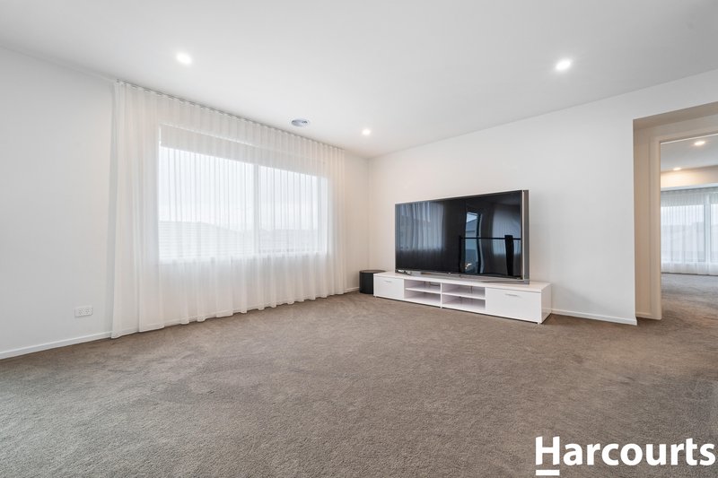 Photo - 6 Gec Boulevard, Fraser Rise VIC 3336 - Image 18