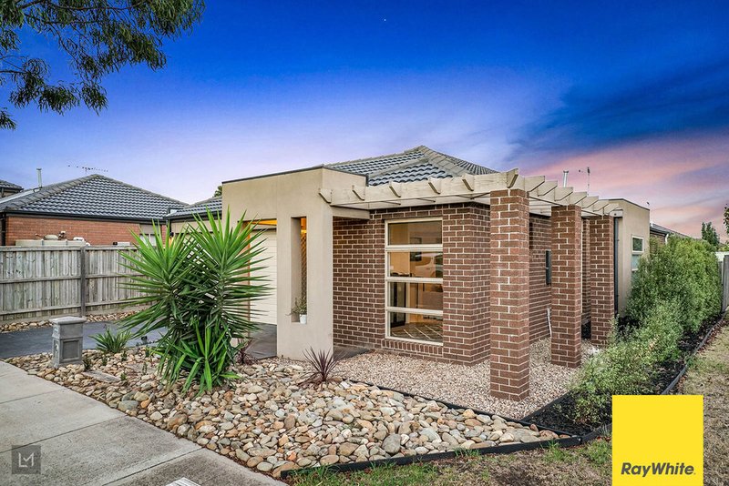 Photo - 6 Genesis Place, Tarneit VIC 3029 - Image 3