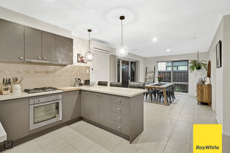 Photo - 6 Genesis Place, Tarneit VIC 3029 - Image 10