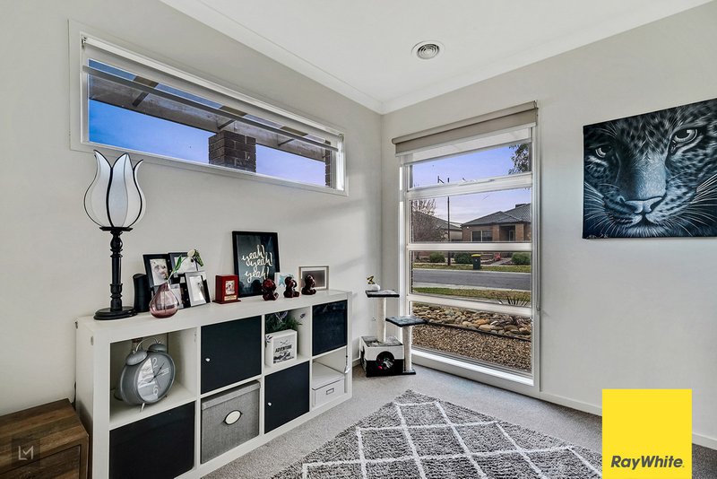 Photo - 6 Genesis Place, Tarneit VIC 3029 - Image 17