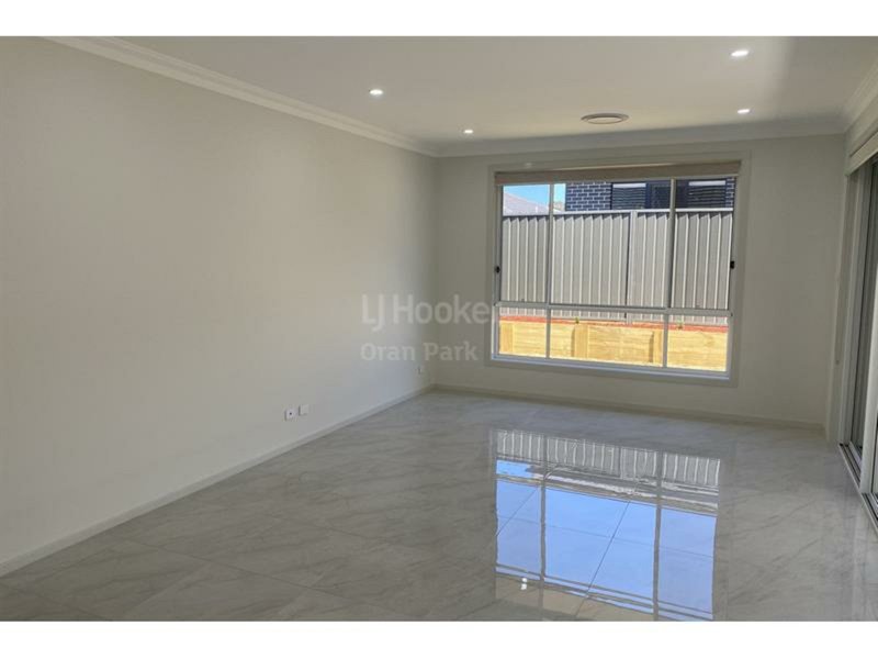 Photo - 6 Genner Street, Oran Park NSW 2570 - Image 3