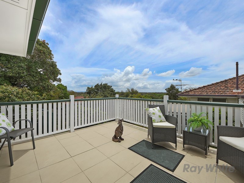 Photo - 6 Geraint Street, Bracken Ridge QLD 4017 - Image 2