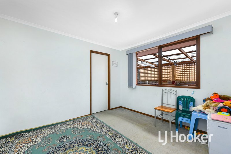 Photo - 6 Geraldine Drive, Hampton Park VIC 3976 - Image 6