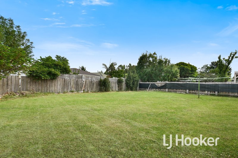 Photo - 6 Geraldine Drive, Hampton Park VIC 3976 - Image 10