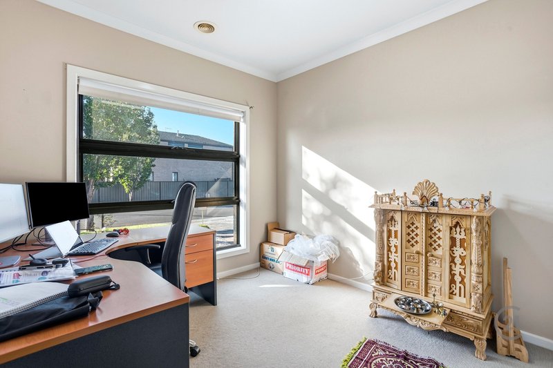 Photo - 6 Gillian Place, Point Cook VIC 3030 - Image 15