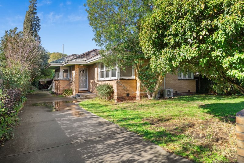 Photo - 6 Gilmour Road, Bentleigh VIC 3204 - Image 8