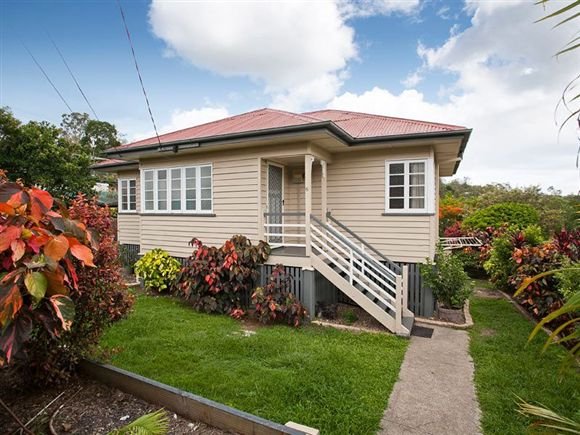 Photo - 6 Gilston Street, Keperra QLD 4054 - Image 6