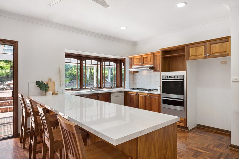 Photo - 6 Glade Place, West Pennant Hills NSW 2125 - Image 3