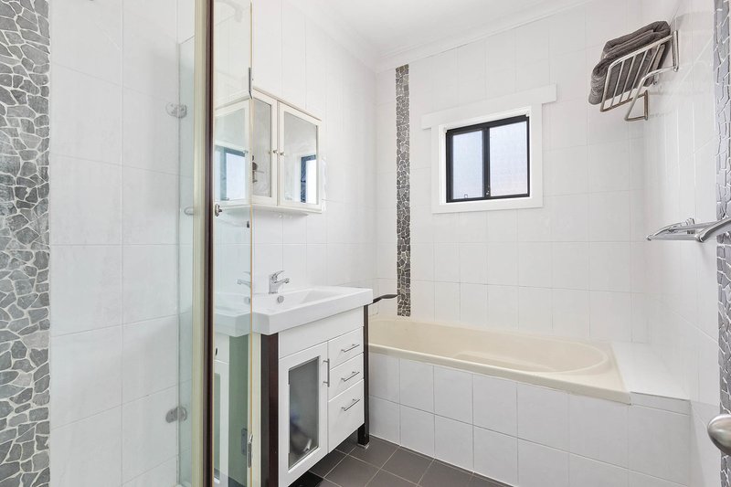 Photo - 6 Glamorgan Street, Blacktown NSW 2148 - Image 5