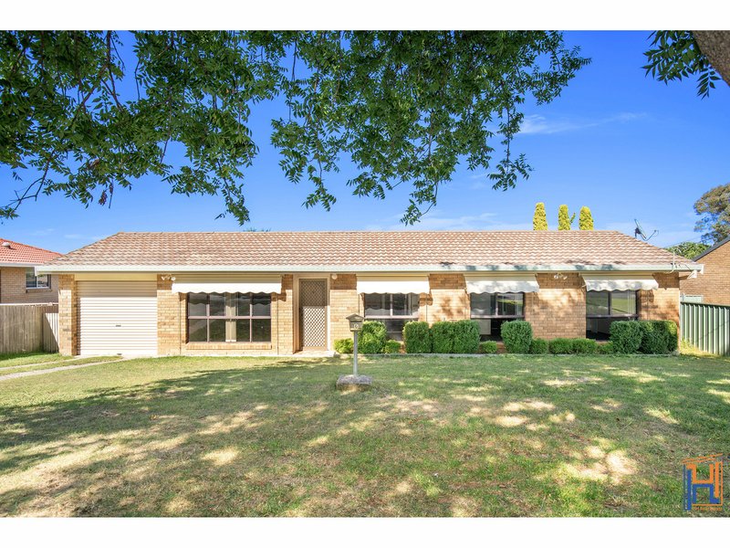 Photo - 6 Glass Street, Armidale NSW 2350 - Image 1