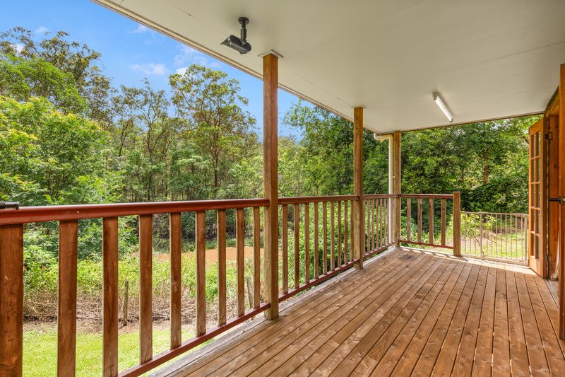 Photo - 6 Glen Eaton Street, Eatons Hill QLD 4037 - Image 2