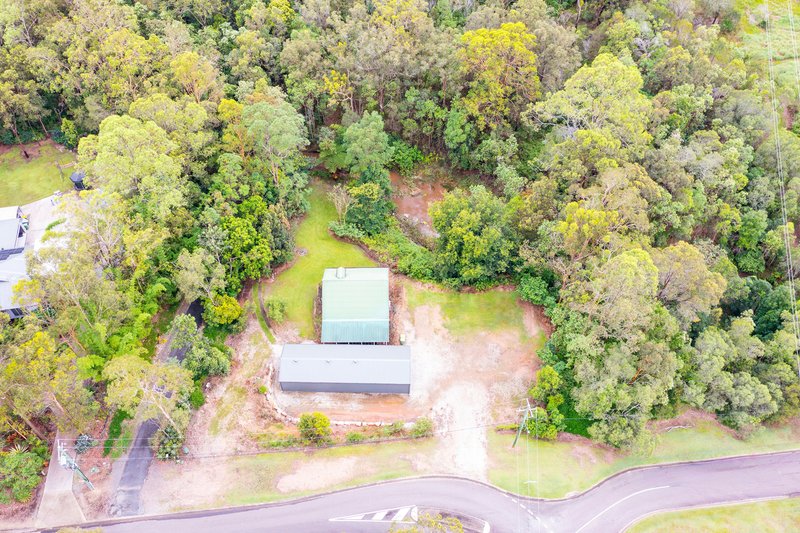 Photo - 6 Glen Eaton Street, Eatons Hill QLD 4037 - Image 18